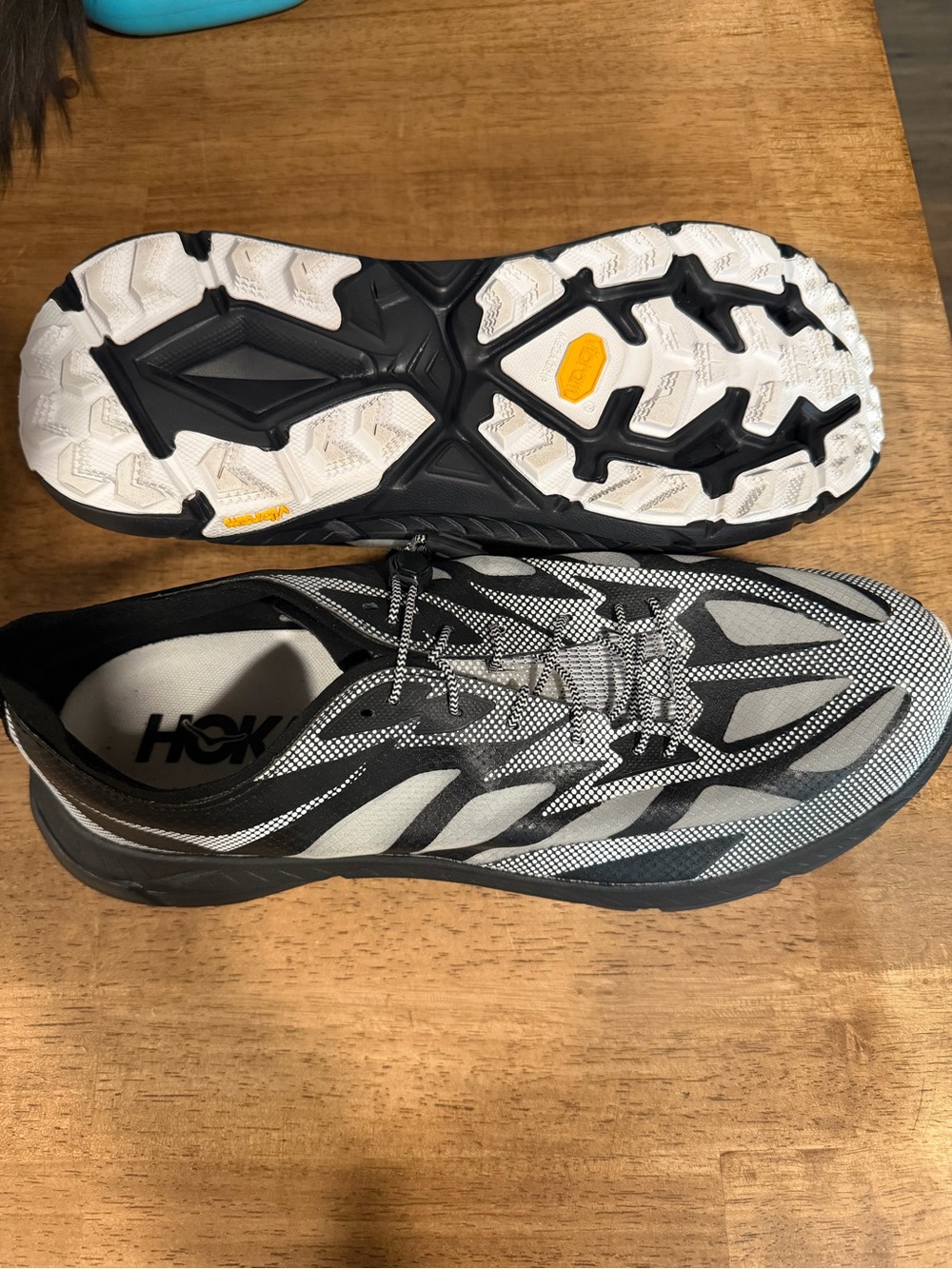 M12.5 - HOKA Mafate 4 Lightweight TR Shoes in Black & Gray reflective
